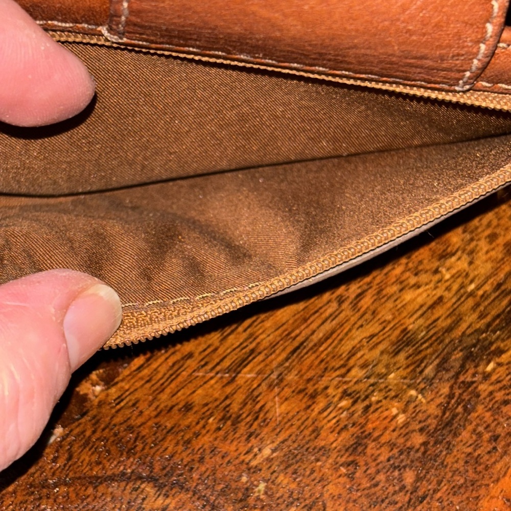 FOSSIL Madison Multifunction Wallet - Picture 4 of 8